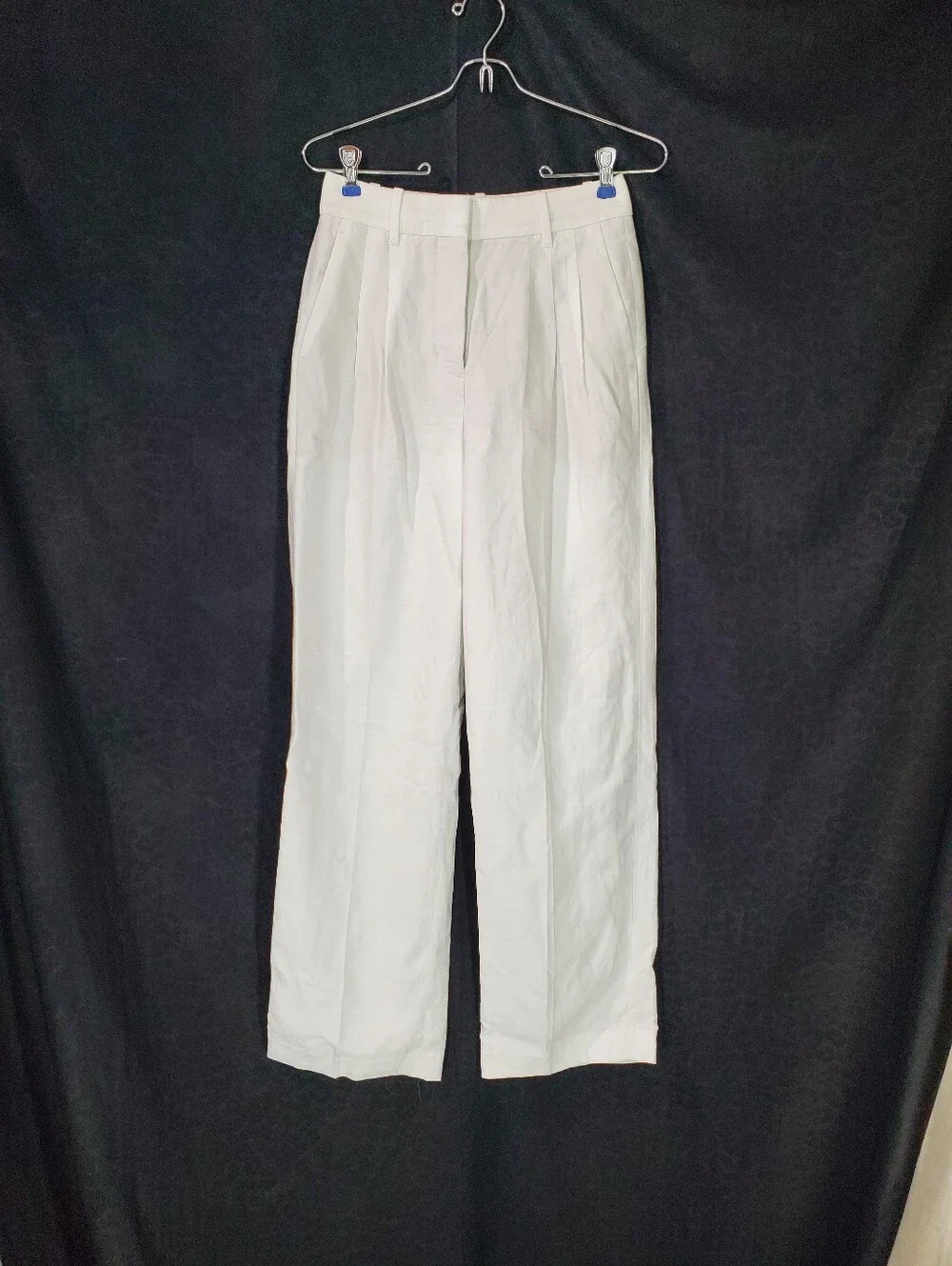 Aritzia The Effortless Pant- CruiseLinen in white, size 0,